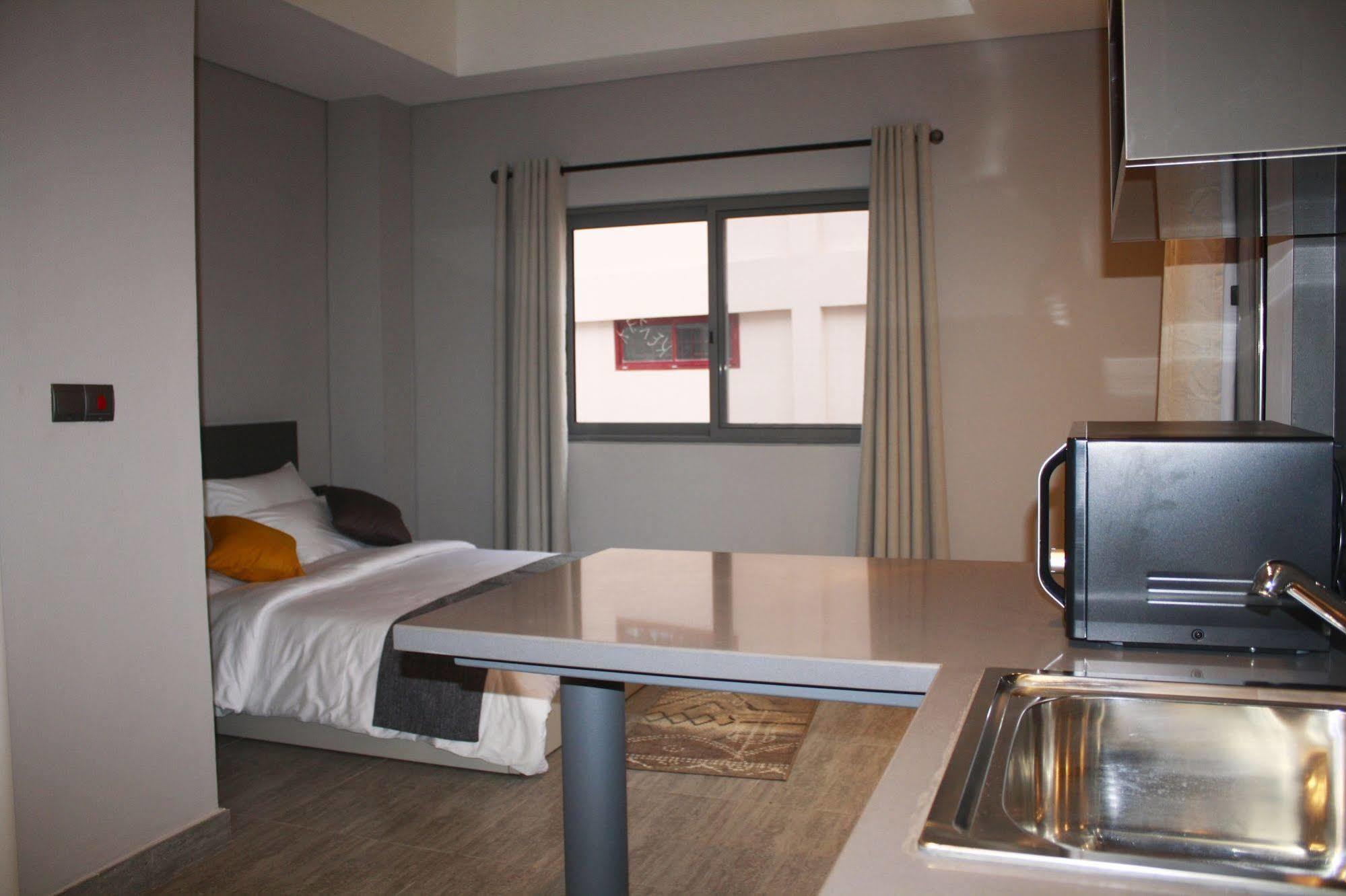 Urbano Hotel By Roots Wiaboman Exterior foto